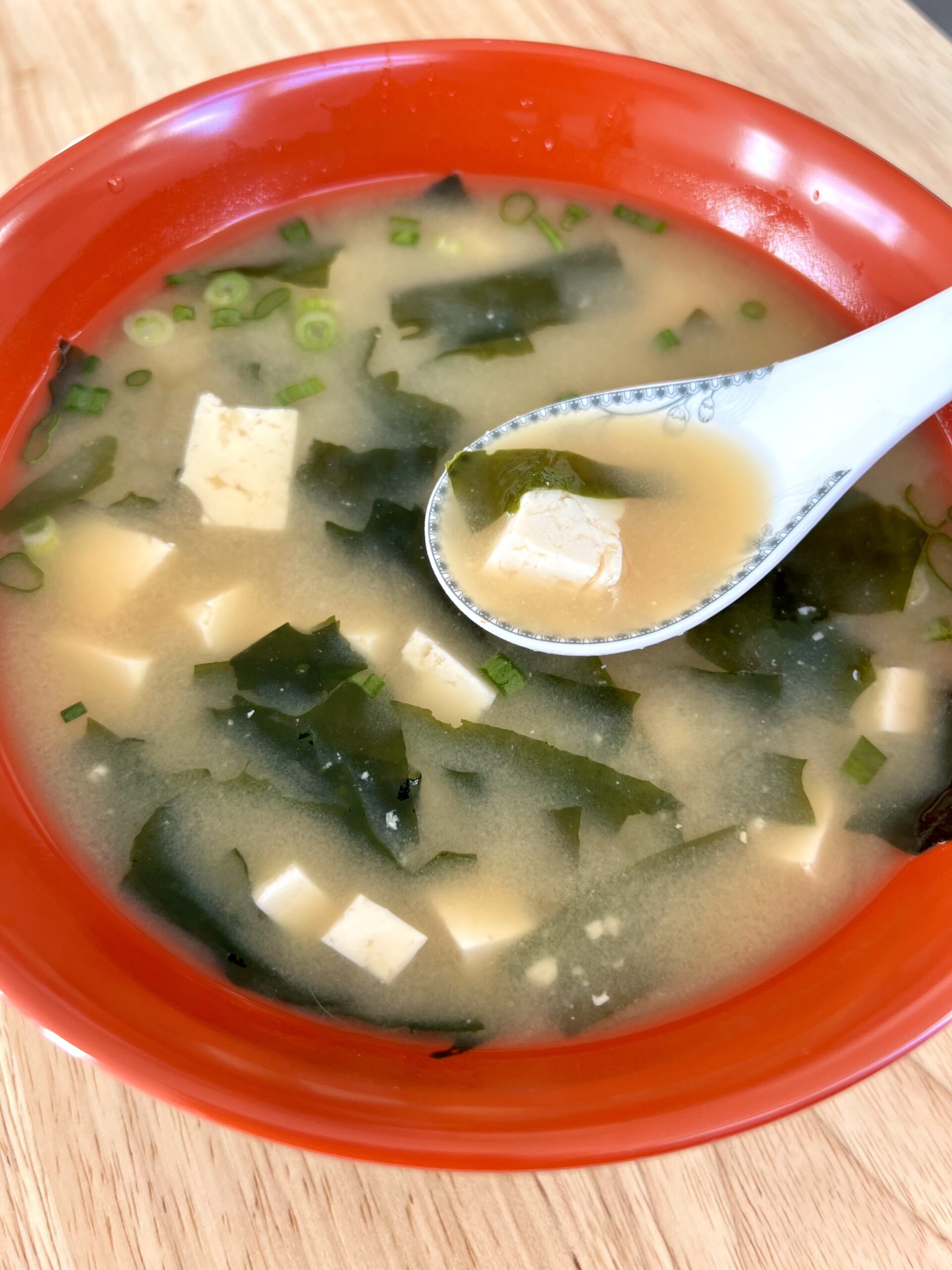 Tofu and Wakame Seaweed Miso Soup